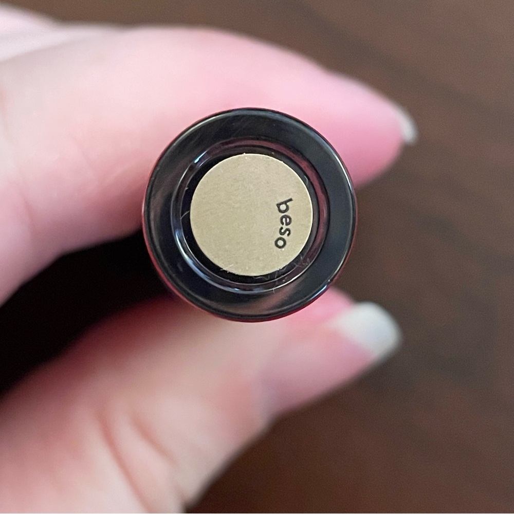 Stila Stay All Day Liquid Lipstick Makeup Fiery Red Beso Mini Size - New Sealed - Picture 4 of 4
